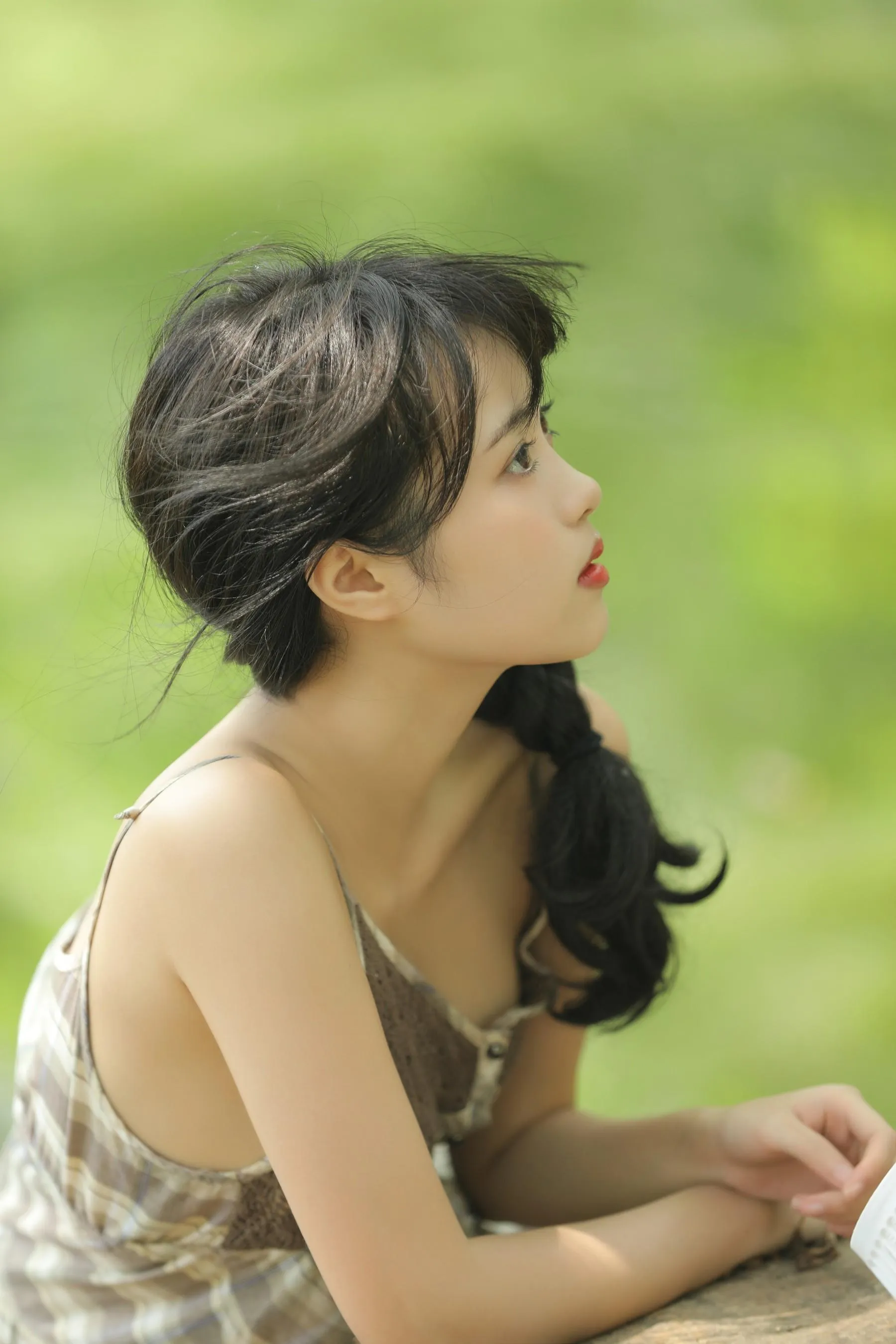 [YITUYU艺图语]2022.09.22 小夏日 小薇人儿 [34P]插图4
